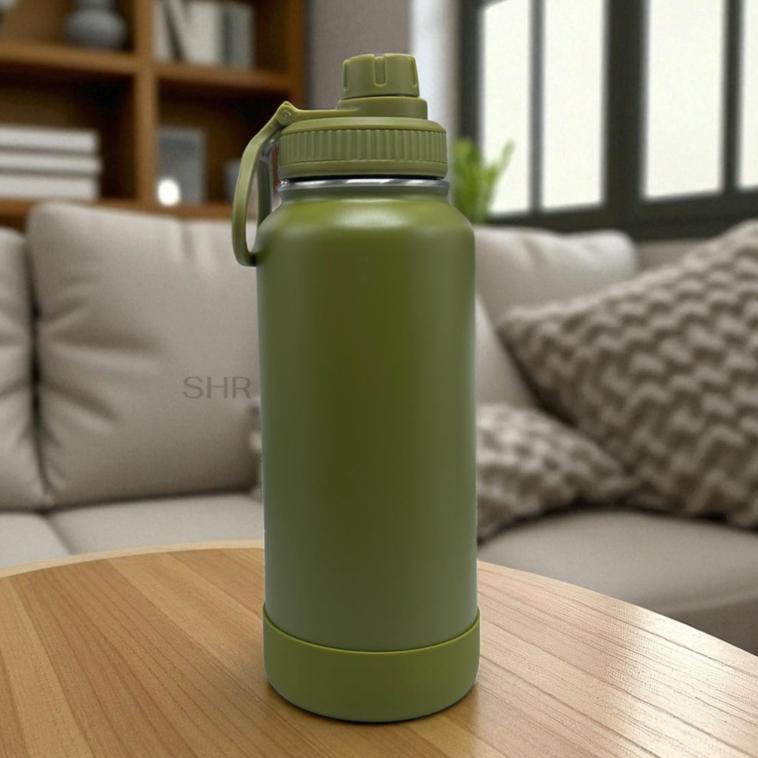 Garrafa Inox Térmica Com Capinha Protetora De Silicone Antiderrapante