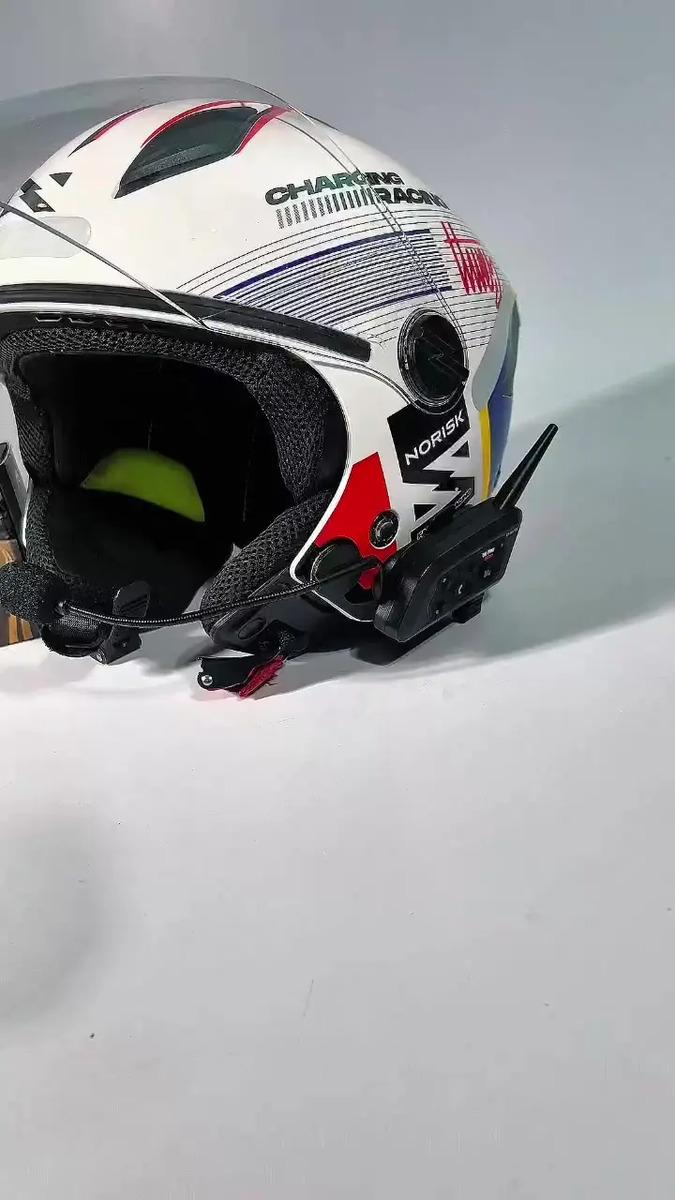 Par Intercomunicador V6 Plus Capacete Comunicador Sem Fio Bluetooth Moto