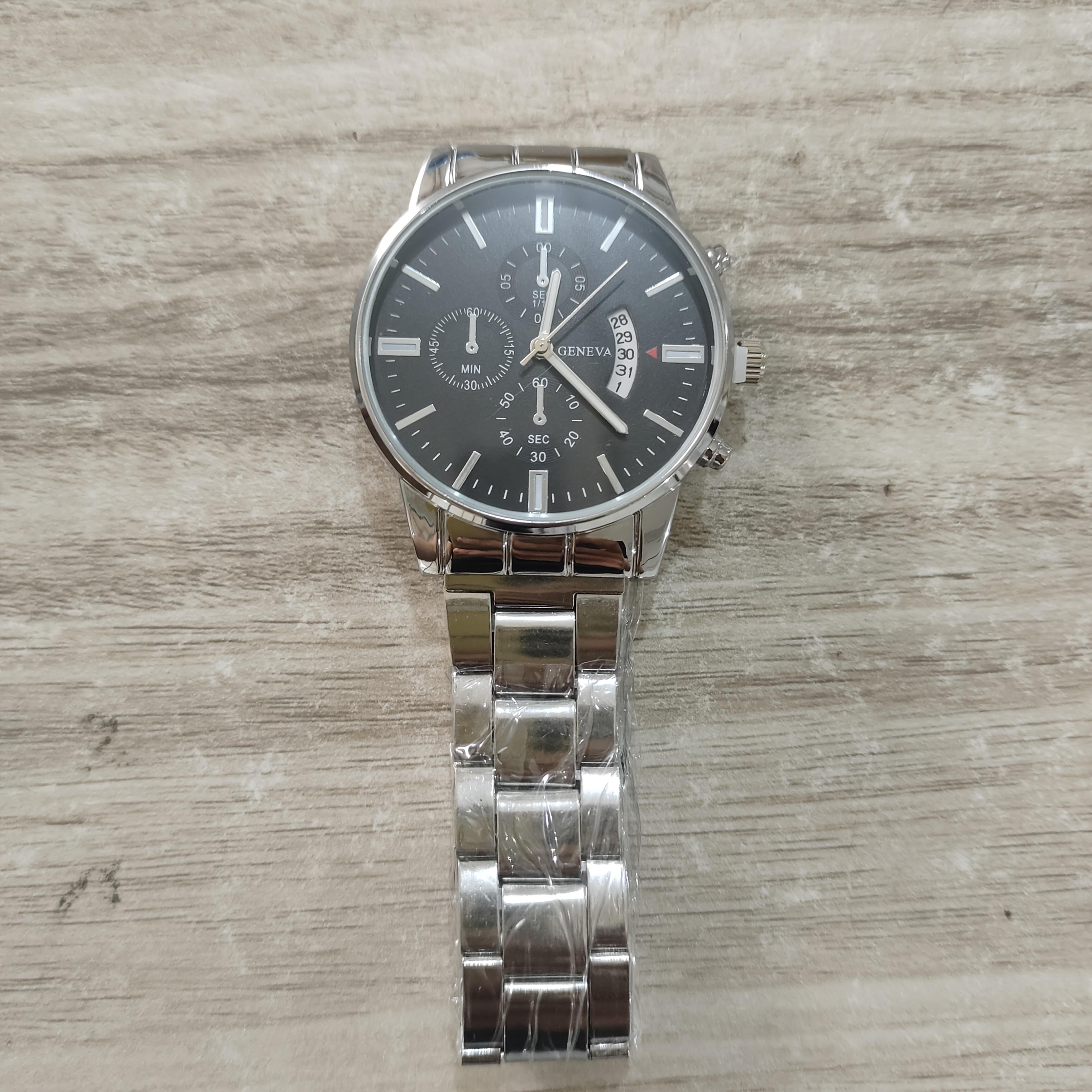 Relógio de Quartzo Masculino com Mostrador de Data, Pulseira de Aço Inoxidável, Bateria de Botão Não Incluída